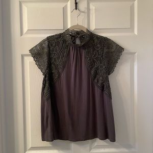 Women’s large miss green shirt